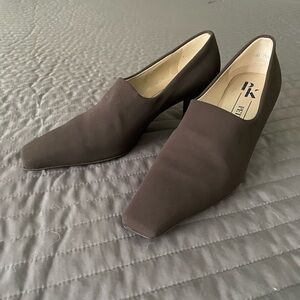 Peter Kaiser Brown Heels with Pointed Toe and Suede Finish